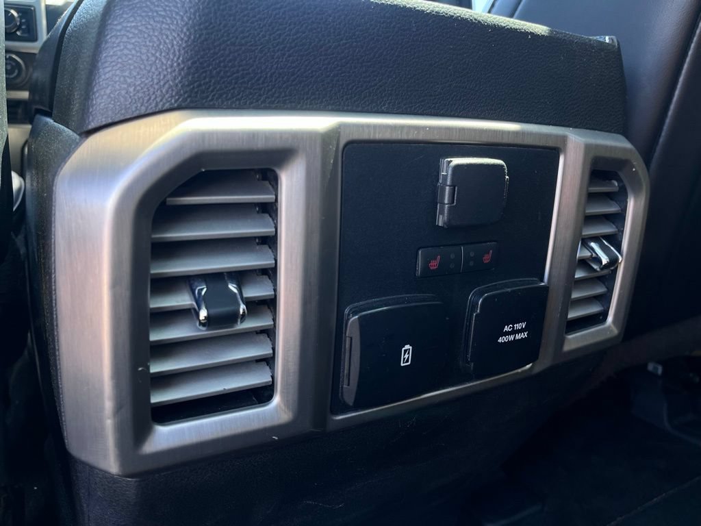 Used 2017 Ford F150 Platinum w/ Equipment Group 701A Luxury AWD/4WD image 28