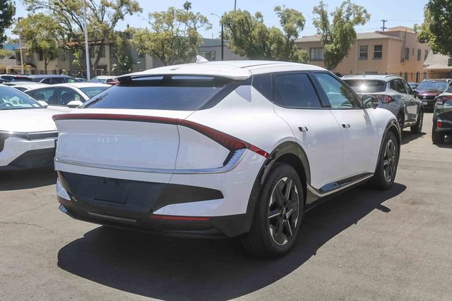 New 2026 Kia EV6 Wind RWD image 16