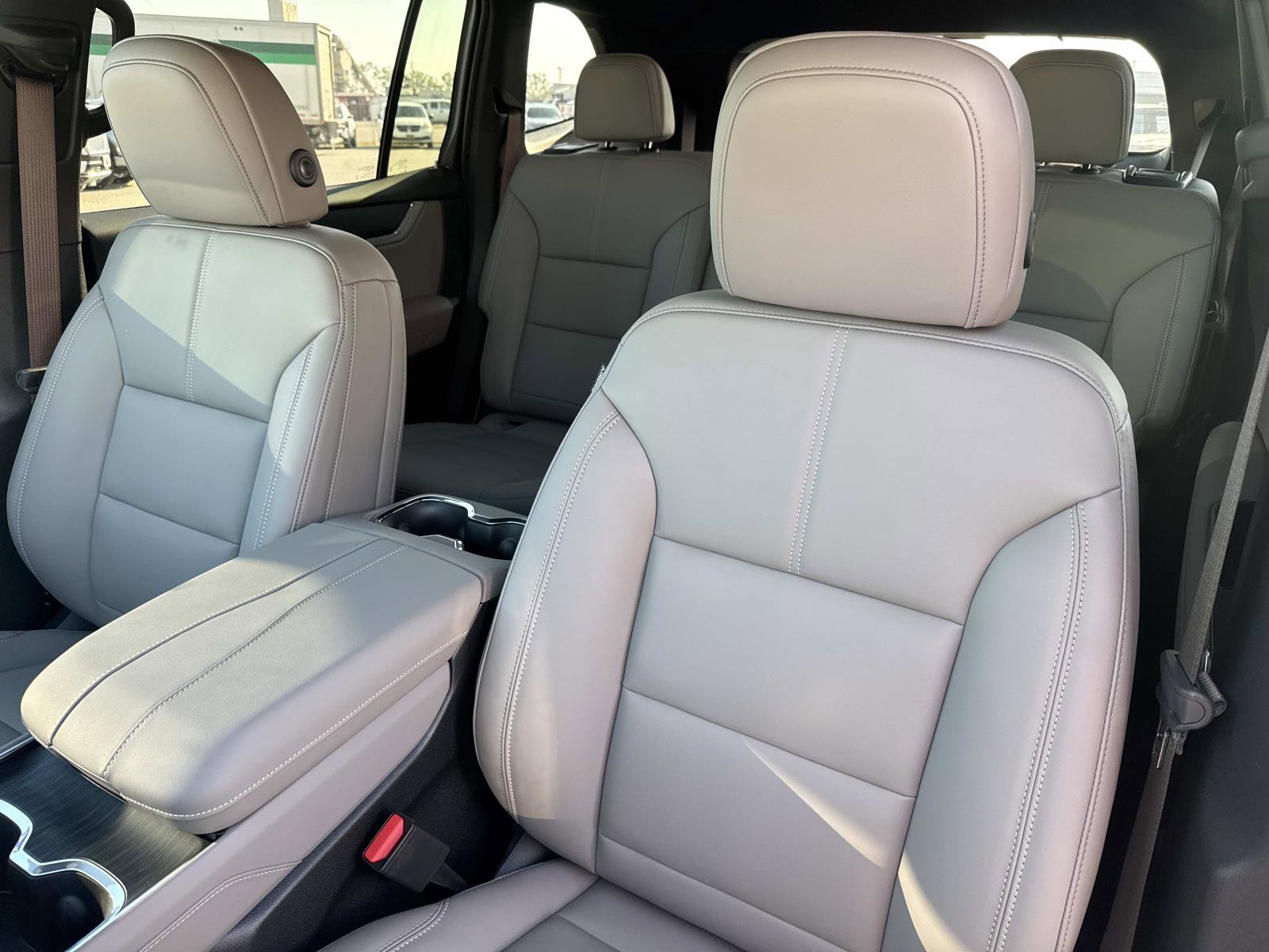 New 2026 GMC Acadia Elevation w/ Elevation Premium Package image 24