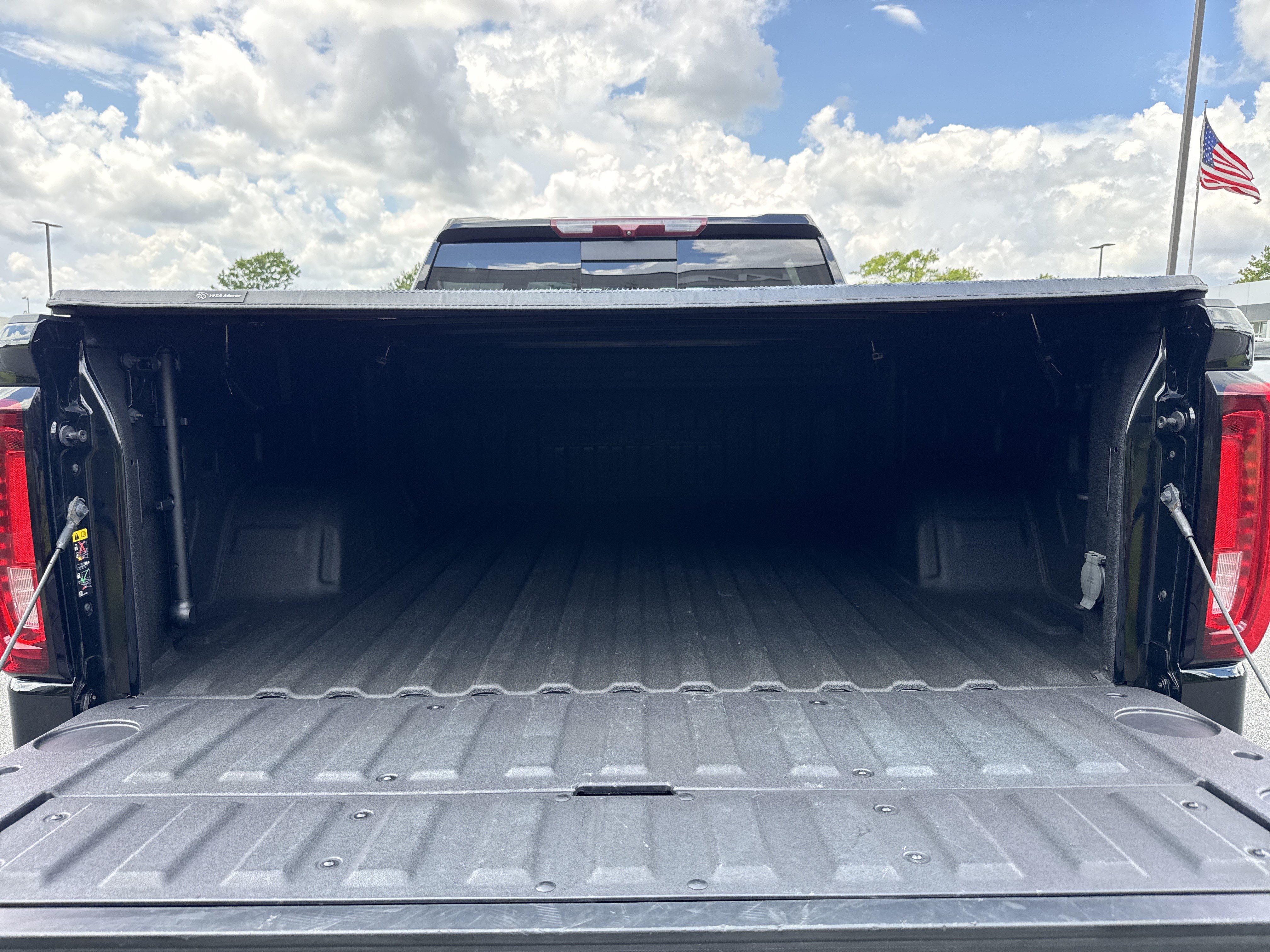 Used 2023 GMC Sierra 1500 Denali AWD/4WD image 35