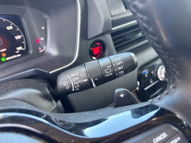 Used 2025 Honda Pilot Elite image 17
