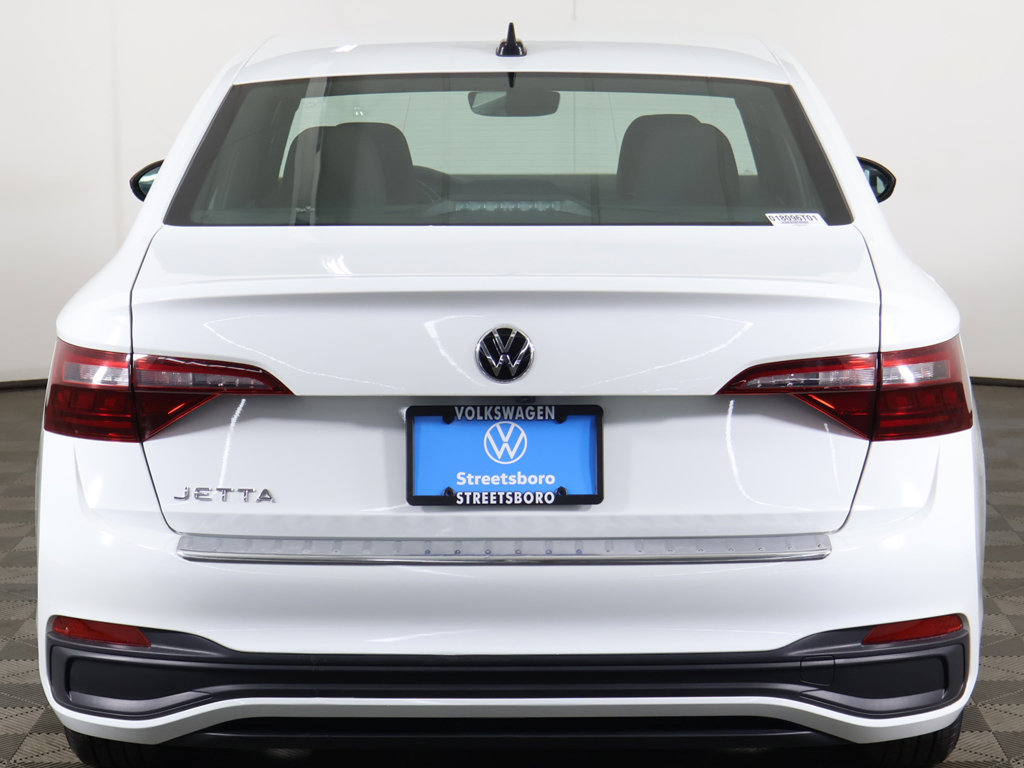 Used 2023 Volkswagen Jetta Sport FWD image 10