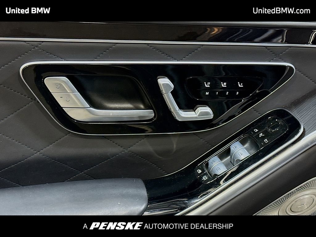 Used 2023 Mercedes-Benz S 580 4MATIC Sedan image 3
