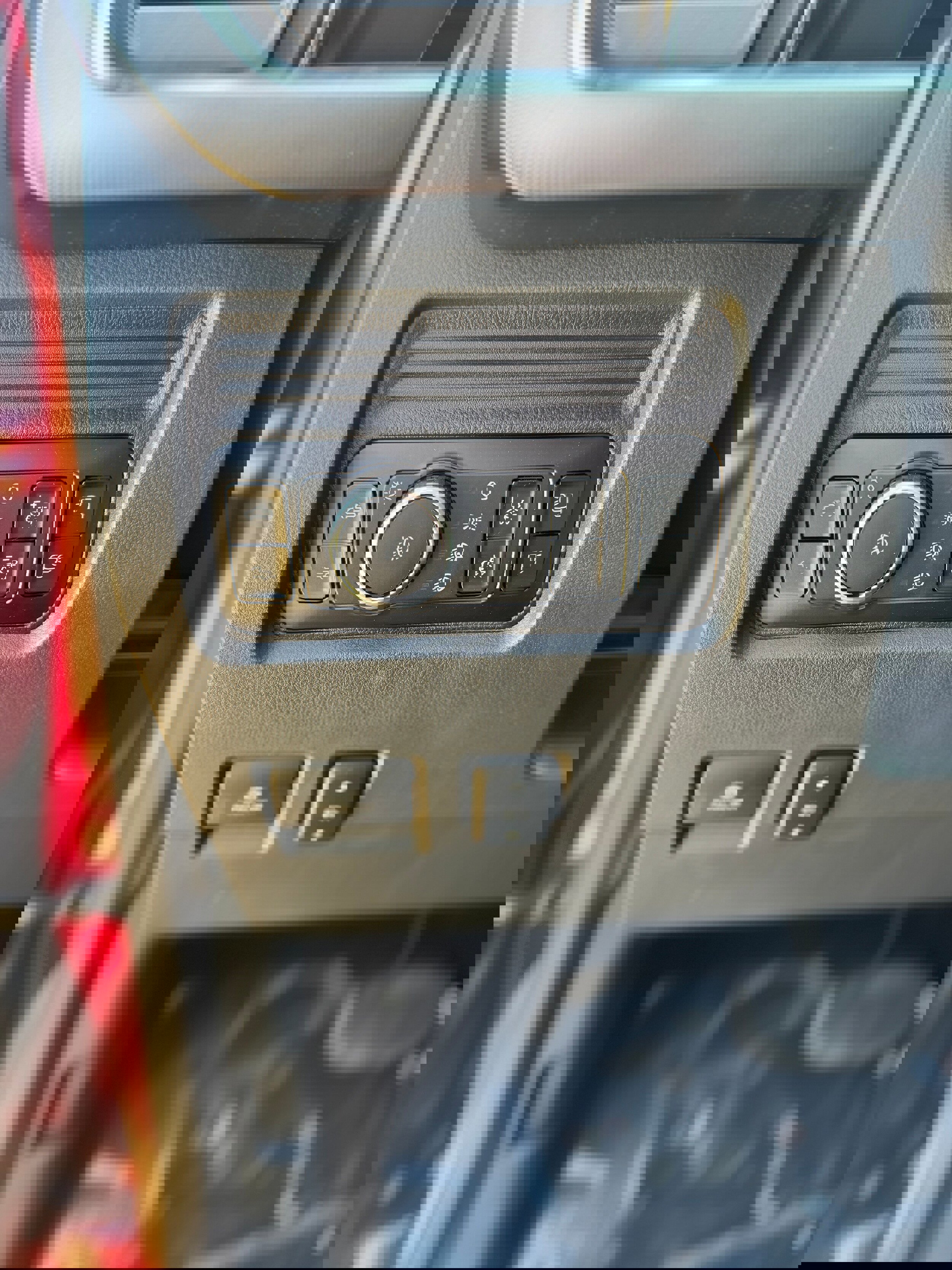 New 2025 Ford F350 Platinum image 40