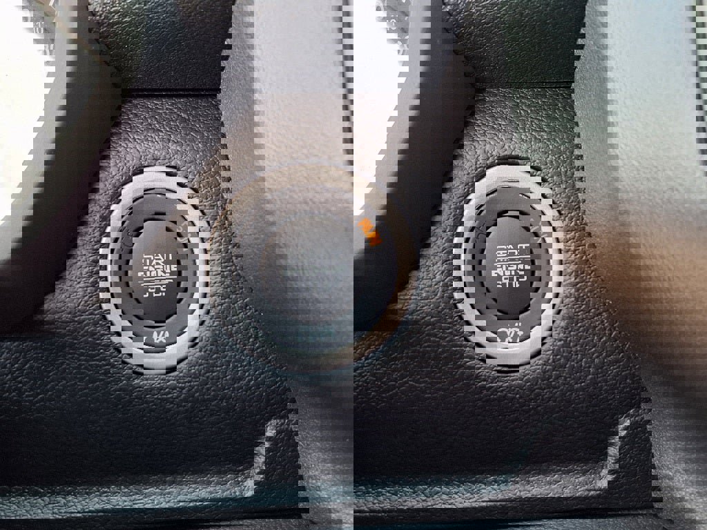 New 2025 RAM 2500 Big Horn w/ Safety Group image 25