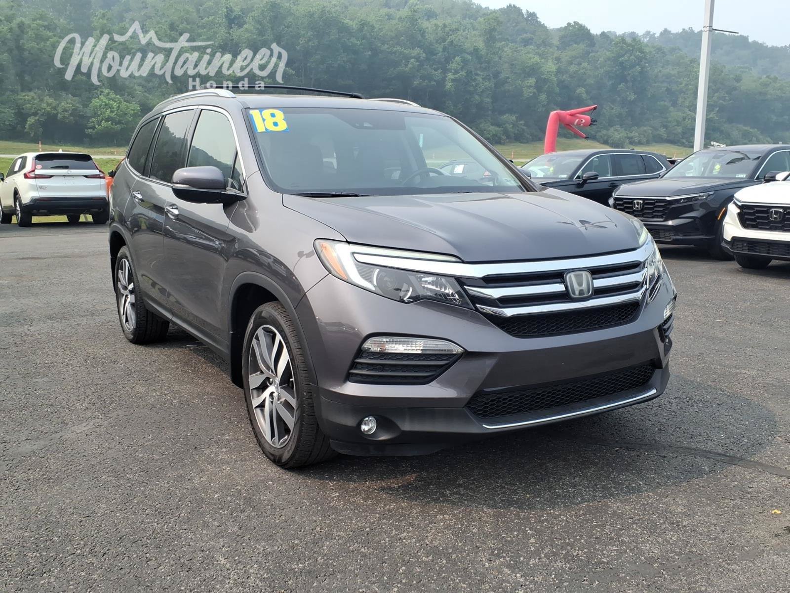 Used 2018 Honda Pilot Elite image 2