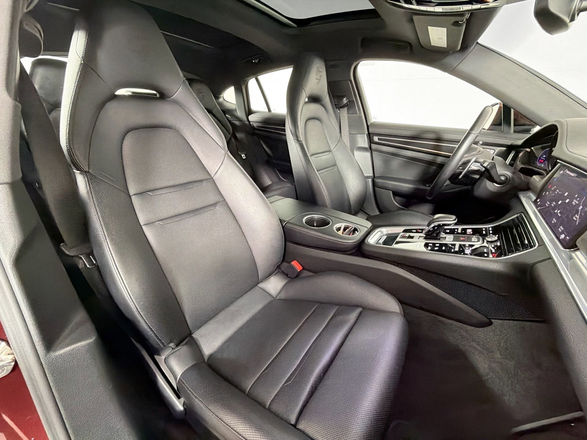 Certified 2023 Porsche Panamera 4 Platinum Edition w/ Assistance Package image 28