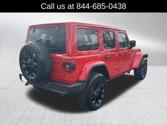 Certified 2025 Jeep Wrangler Unlimited Sahara w/ Safety Group image 5