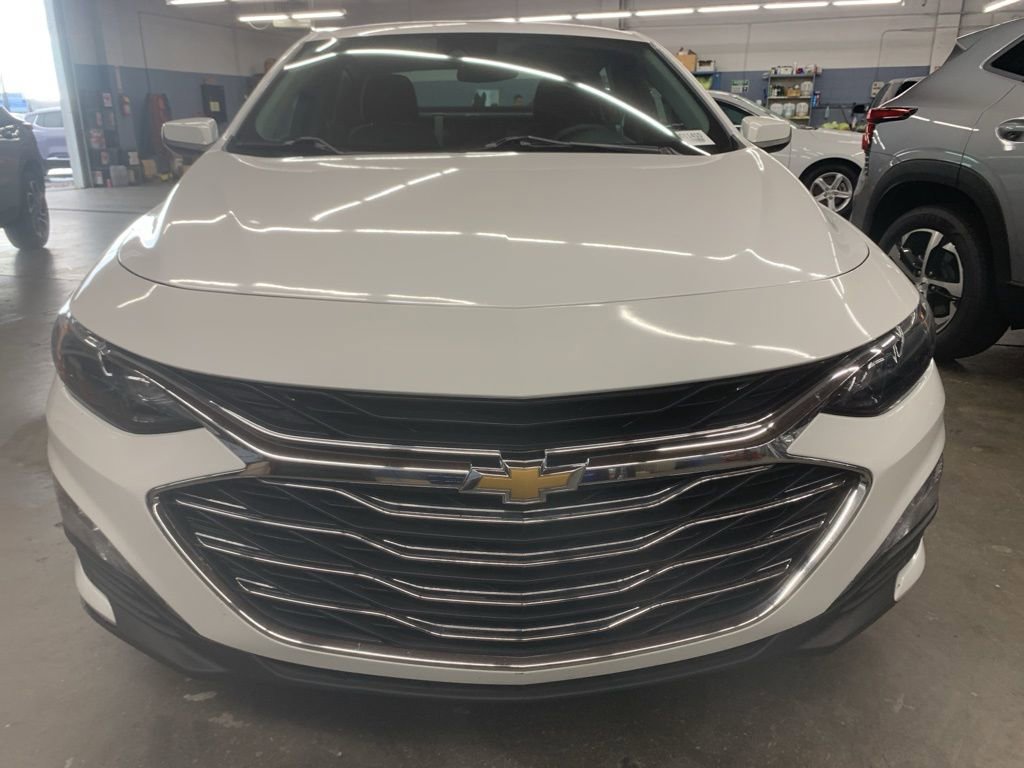 Used 2023 Chevrolet Malibu LT image 5