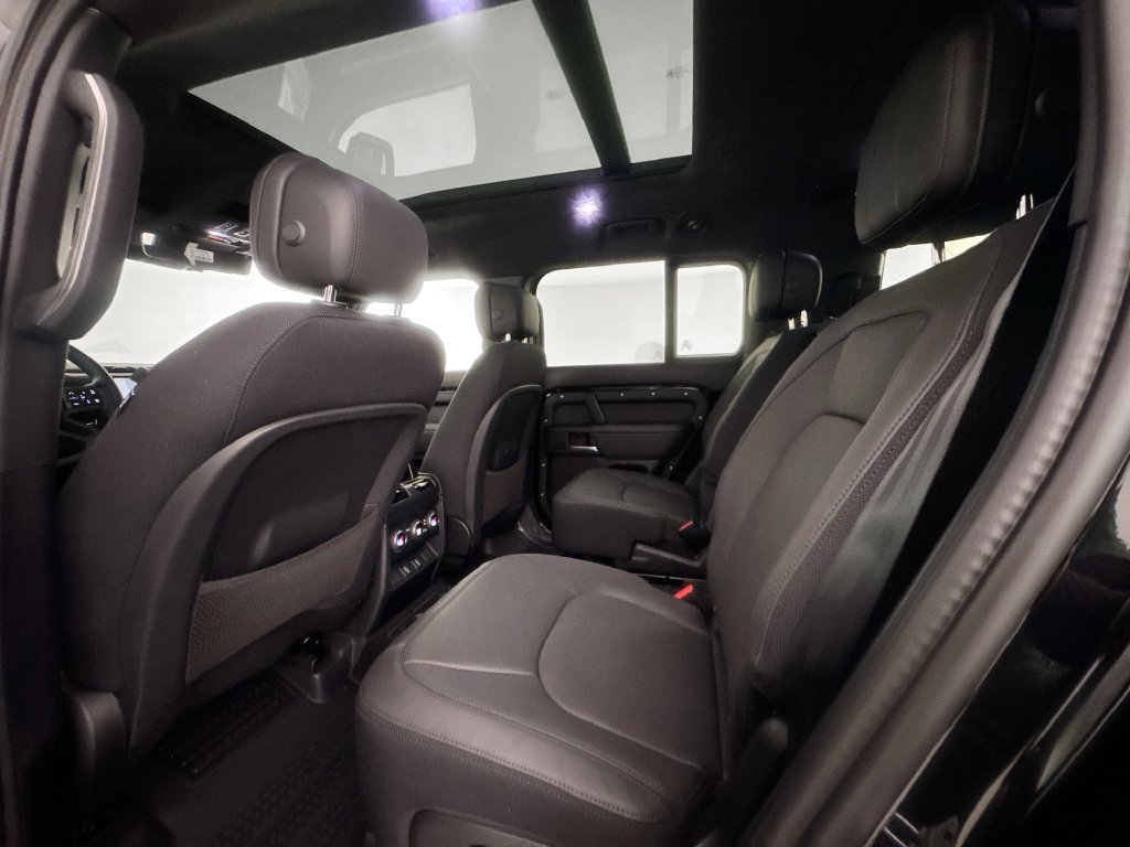 New 2026 Land Rover Defender 130 V8 AWD/4WD image 24