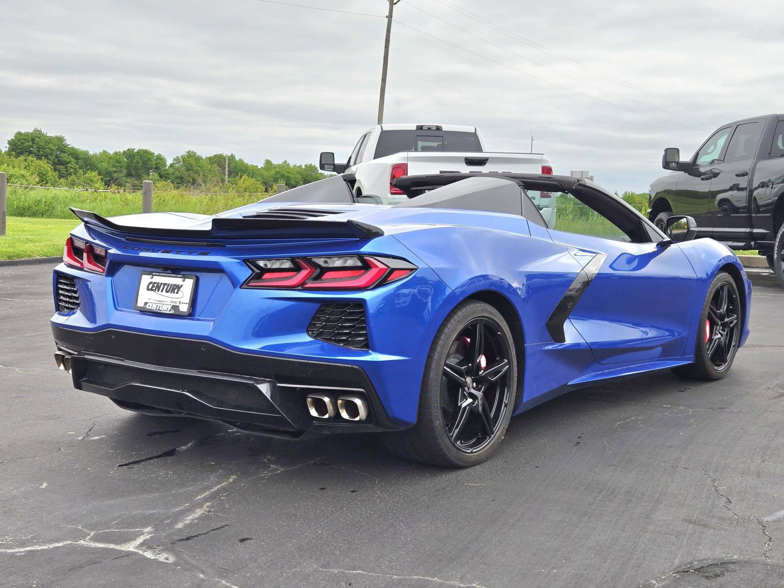 Used 2021 Chevrolet Corvette Stingray Convertible w/ Battery Protection Package RWD image 12