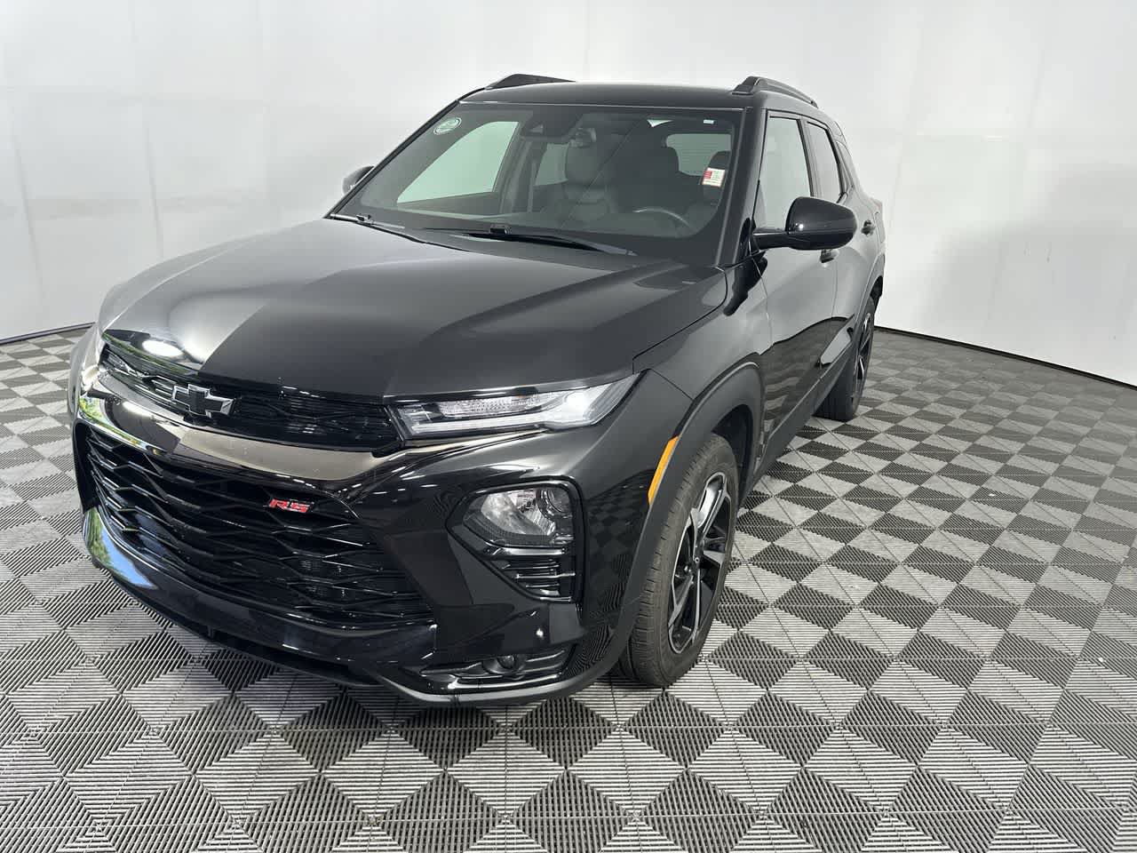 Used 2022 Chevrolet TrailBlazer RS FWD image 4