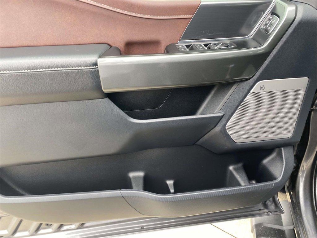 Used 2022 Ford F150 Lariat w/ Equipment Group 502A High image 19