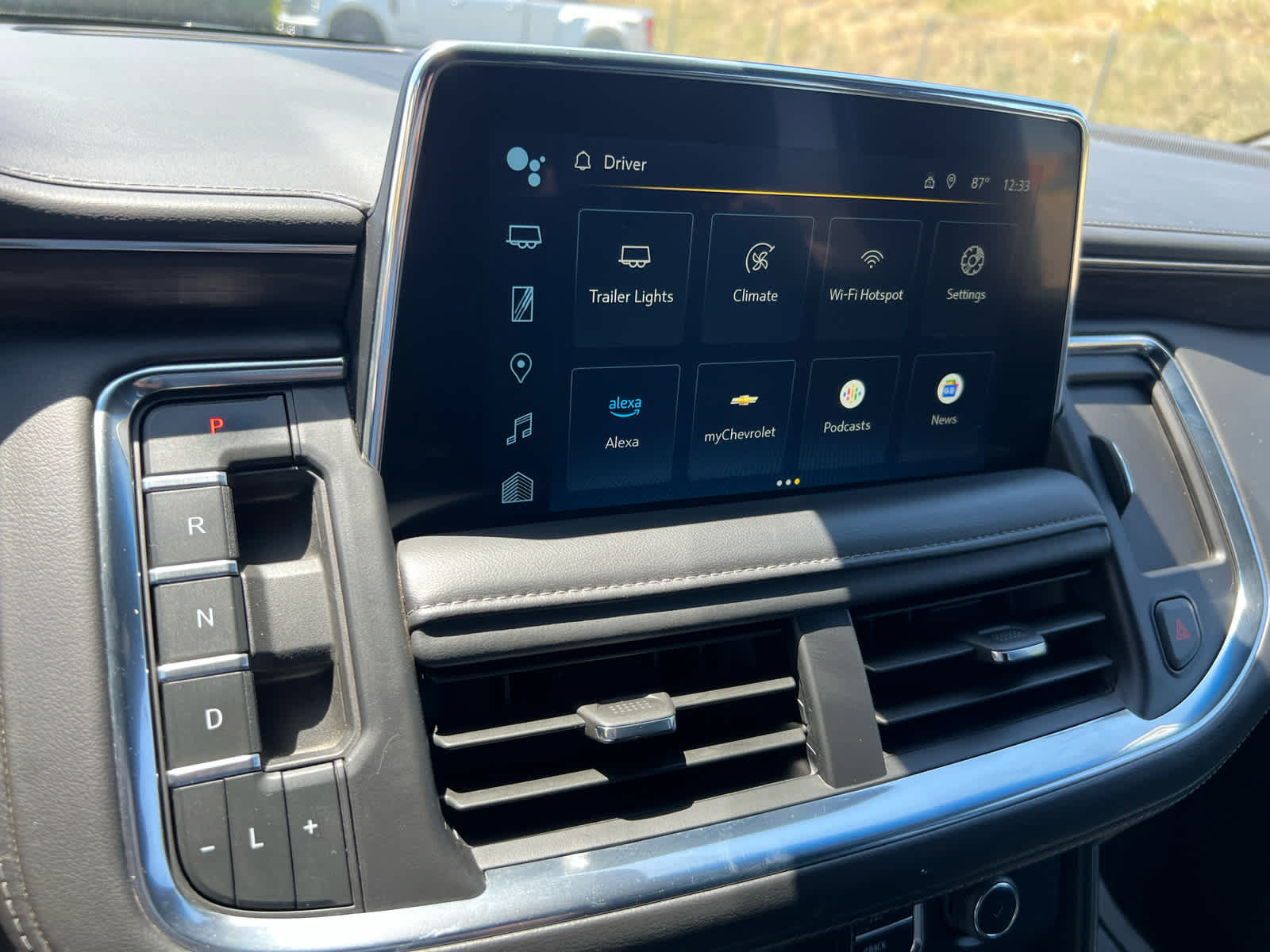 Used 2024 Chevrolet Tahoe LT AWD/4WD image 22