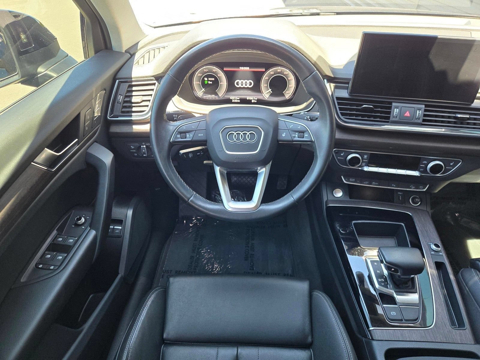 Used 2023 Audi Q5 e Premium w/ Convenience Package AWD/4WD image 14