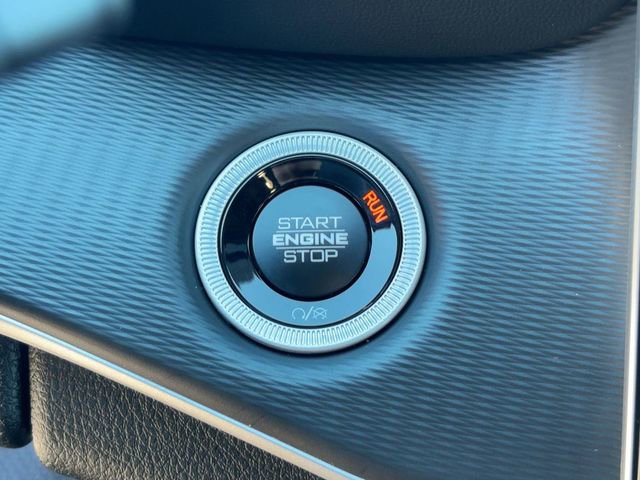 New 2026 Jeep Grand Cherokee L Laredo image 25