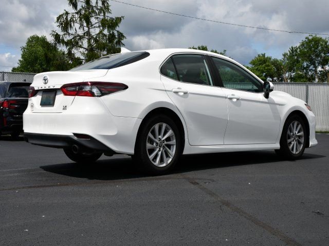 Used 2021 Toyota Camry LE AWD/4WD image 7