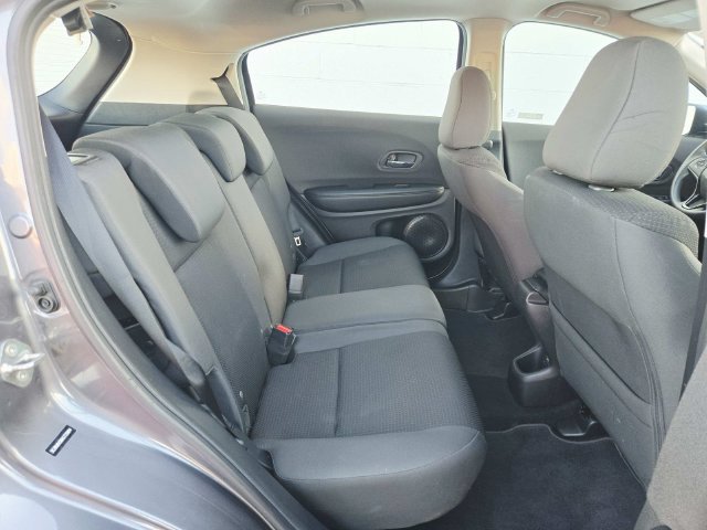 Used 2019 Honda HR-V LX image 11