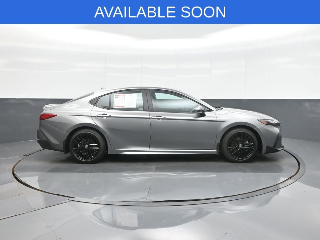 Used 2026 Toyota Camry SE FWD image 8