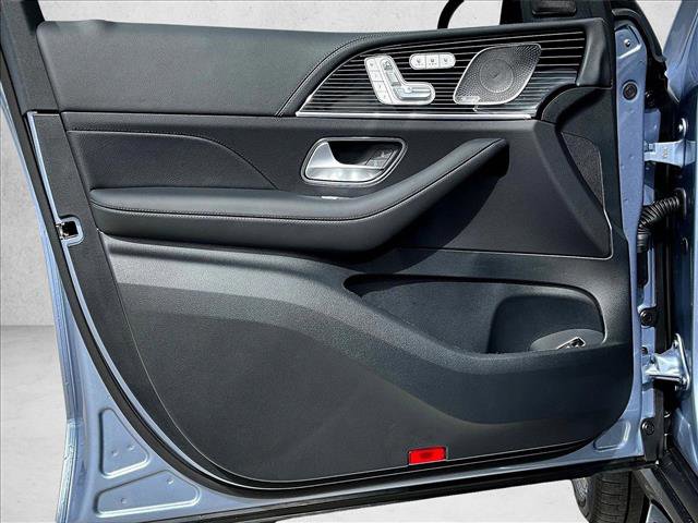 New 2026 Mercedes-Benz GLS 580 GLS 580 image 24