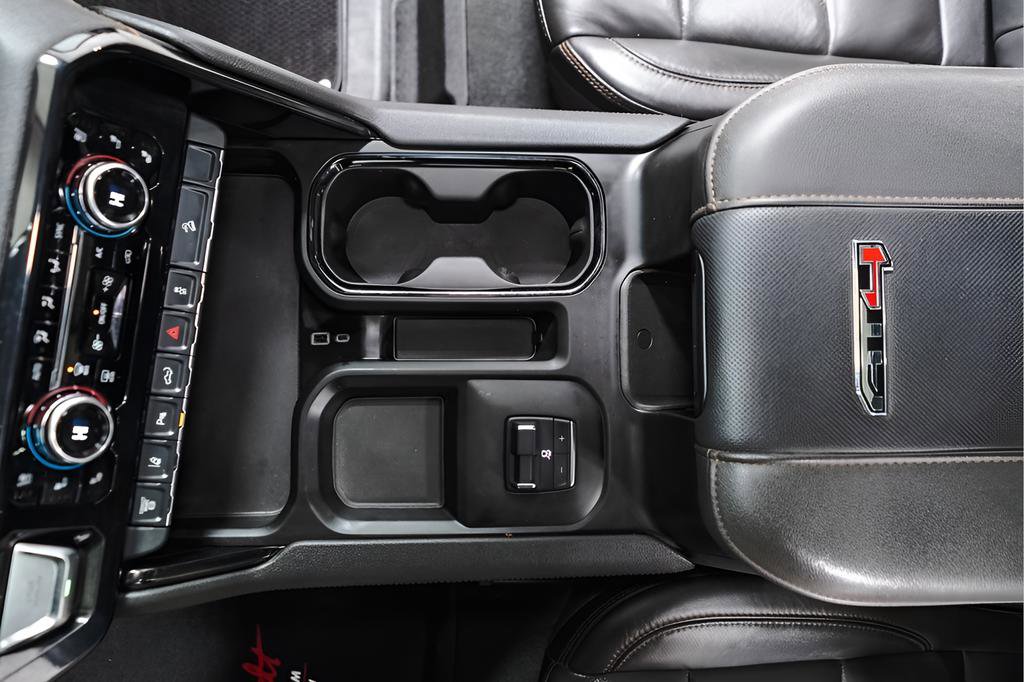 Used 2025 GMC Sierra 2500 AT4 w/ AT4 Premium Plus Package image 17