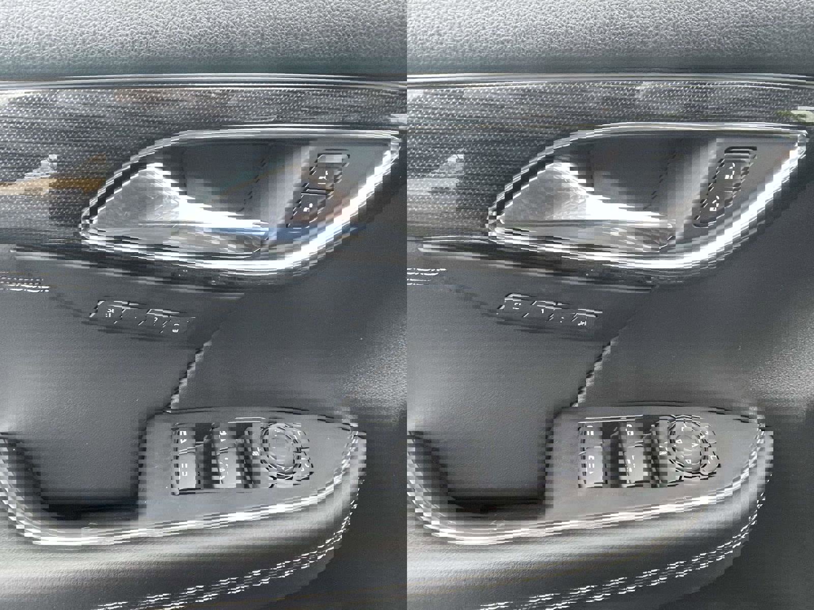 Used 2023 Buick Envision Essence w/ Sport Touring Package image 22