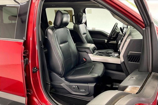 Used 2019 Ford F250 Lariat w/ Lariat Ultimate Package image 6