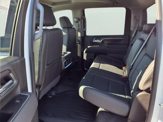 New 2026 GMC Sierra 2500 SLT image 17