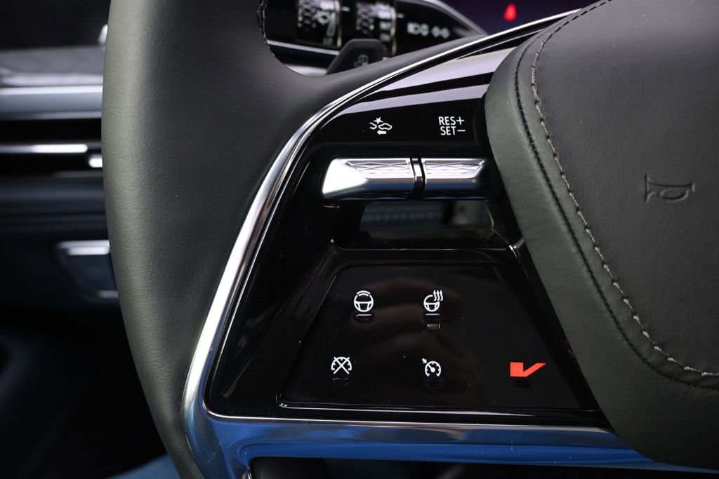 Certified 2025 Cadillac Escalade IQ Sport 2 AWD/4WD image 35