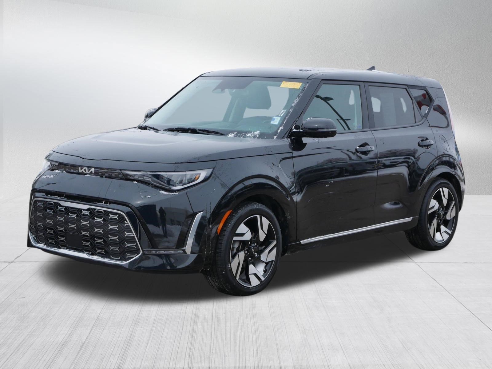Certified 2023 Kia Soul GT-Line w/ GT-Line Technology Package image 3