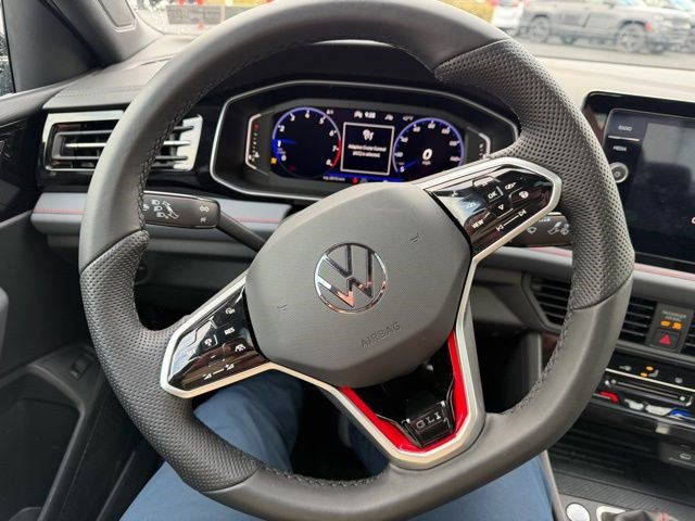 Used 2025 Volkswagen Jetta GLI Autobahn image 16