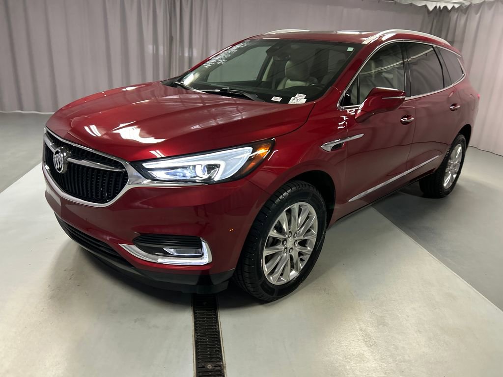 Used 2020 Buick Enclave Premium w/ Sun and Sites Package AWD/4WD video 3