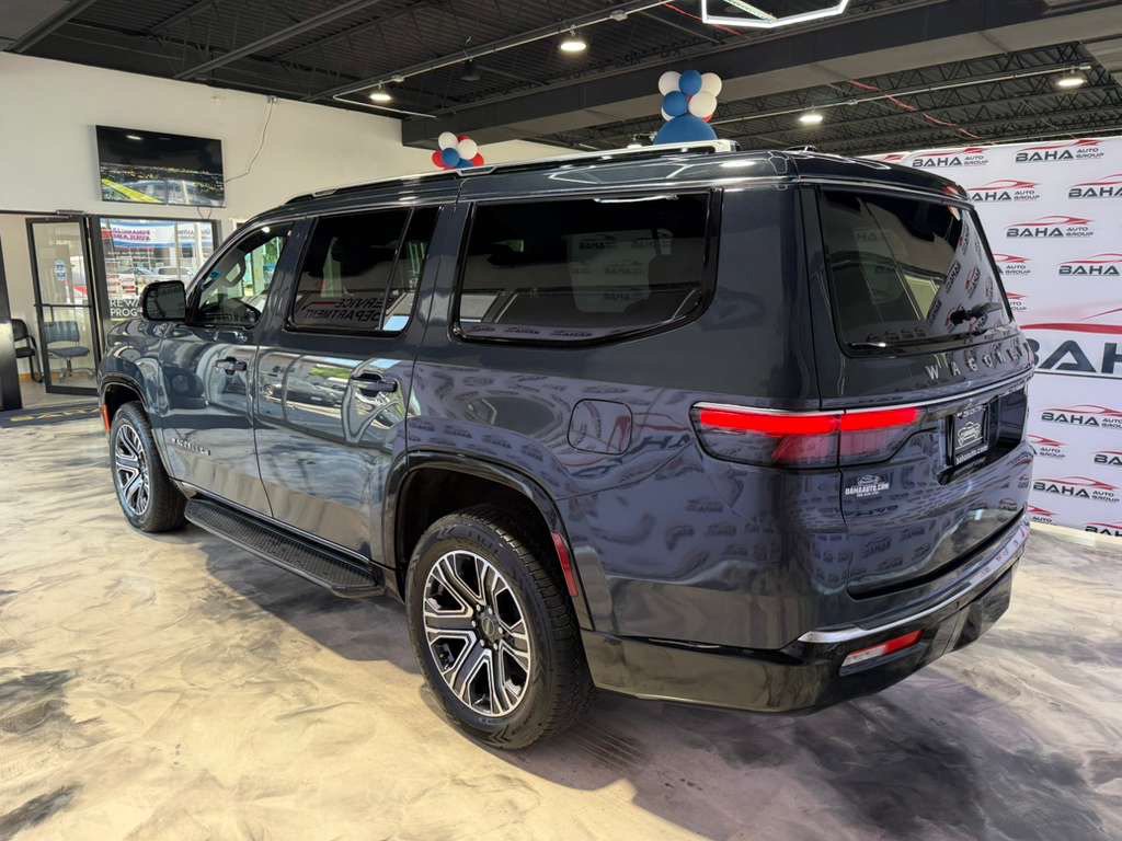 Used 2025 Jeep Wagoneer Series II AWD/4WD image 8