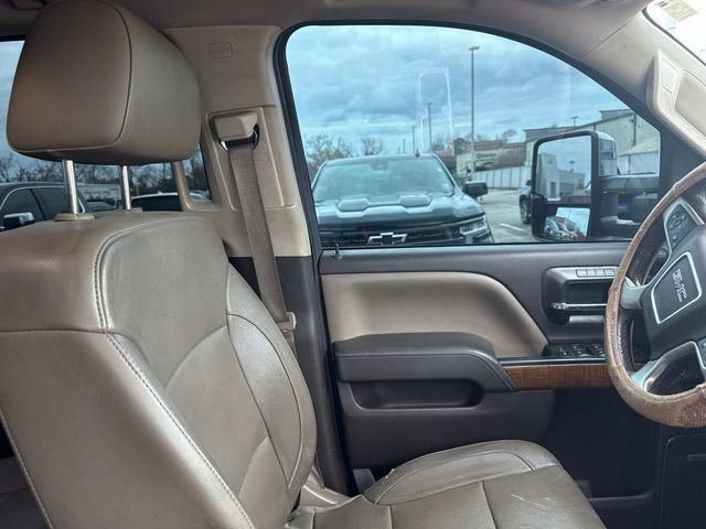 Used 2016 GMC Sierra 2500 SLT w/ Duramax Plus Package image 15