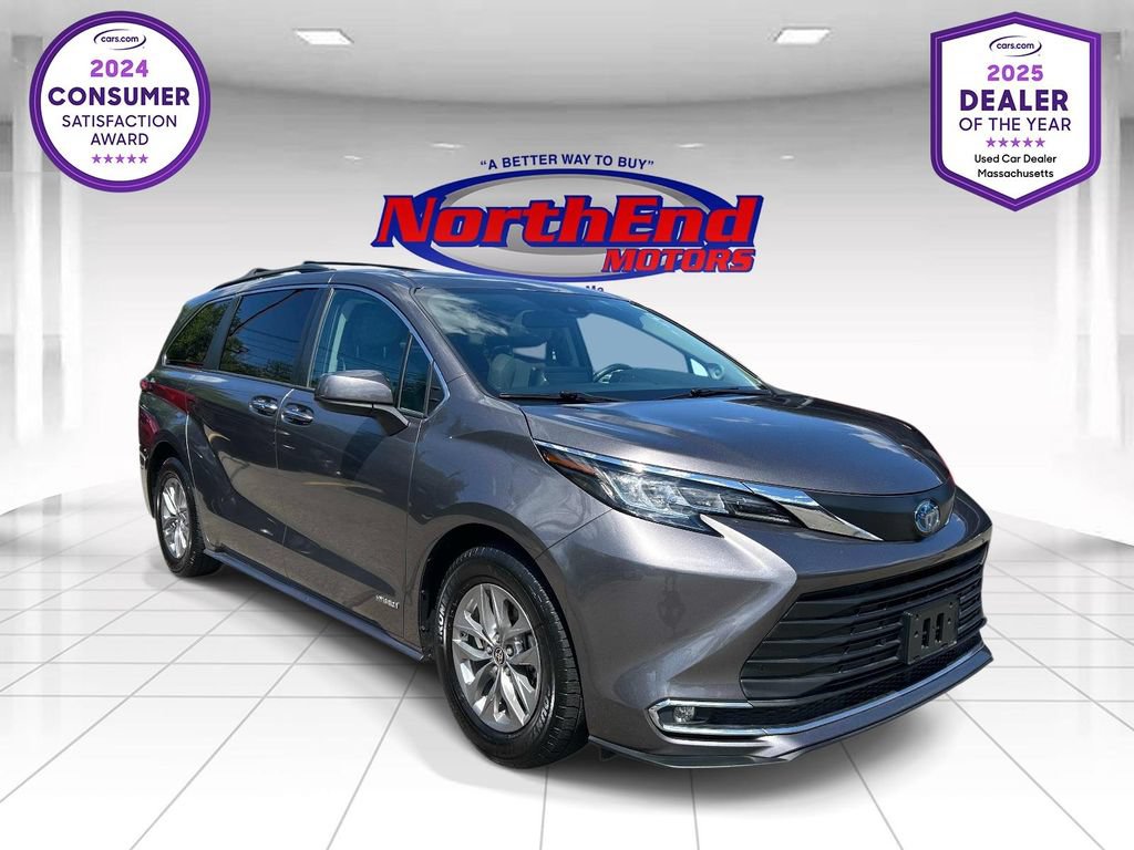 Used 2021 Toyota Sienna XLE w/ XLE Plus Package