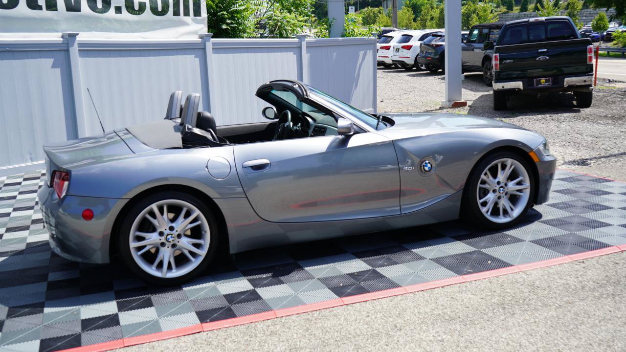Used 2008 BMW Z4 3.0i w/ Premium Pkg RWD image 11