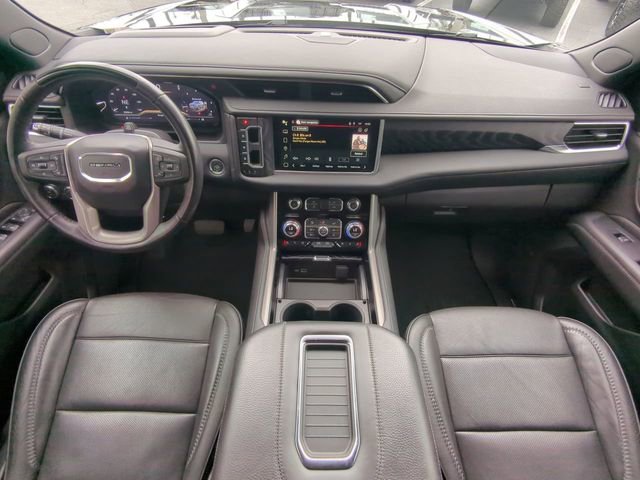 Used 2024 GMC Yukon Denali w/ Advanced Technology Package image 19