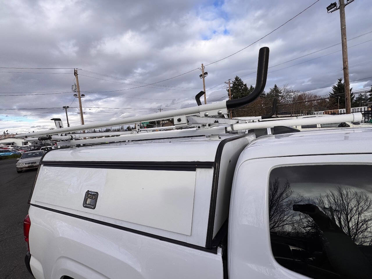Used 2016 Toyota Tacoma SR image 36