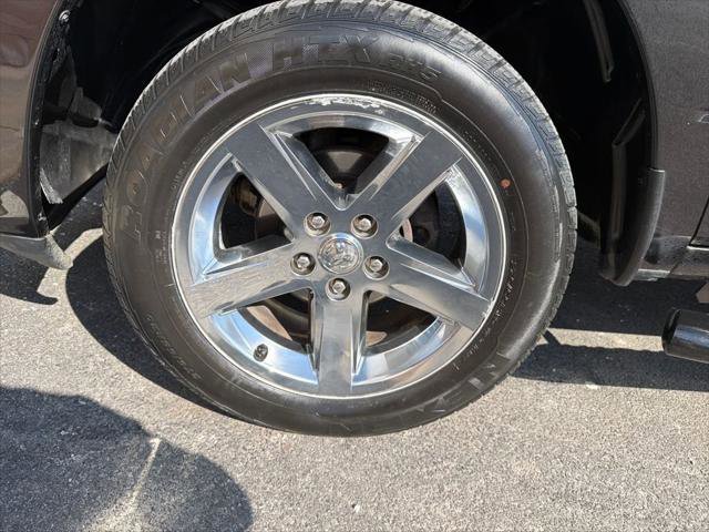 Certified 2017 RAM 1500 Express w/ Express Value Package image 27