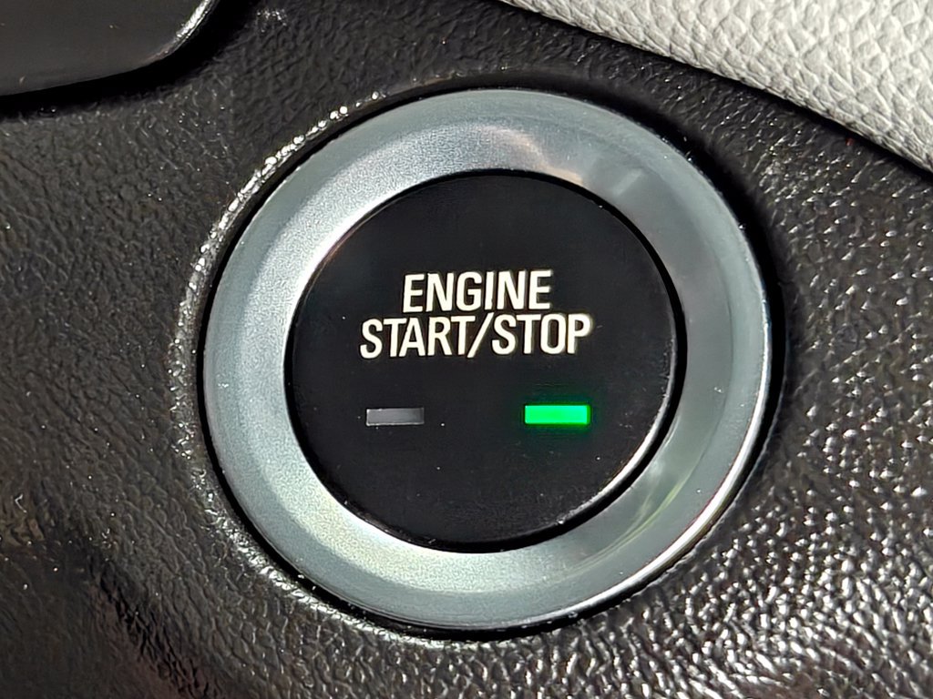 Used 2023 Chevrolet Equinox LT FWD image 9
