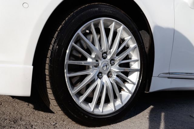 Used 2011 Lexus LS 460 w/ Sport Pkg image 36