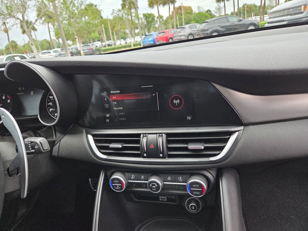 Used 2023 Alfa Romeo Giulia Veloce image 15