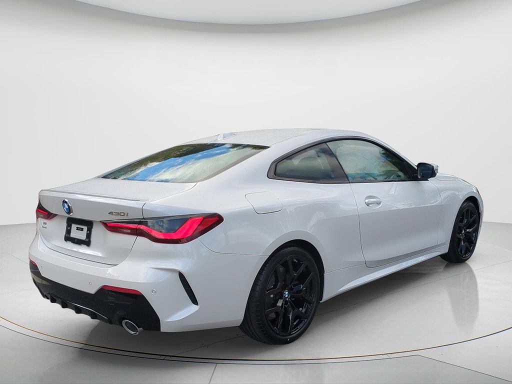 New 2026 BMW 430i Coupe w/ M Sport Package RWD image 12