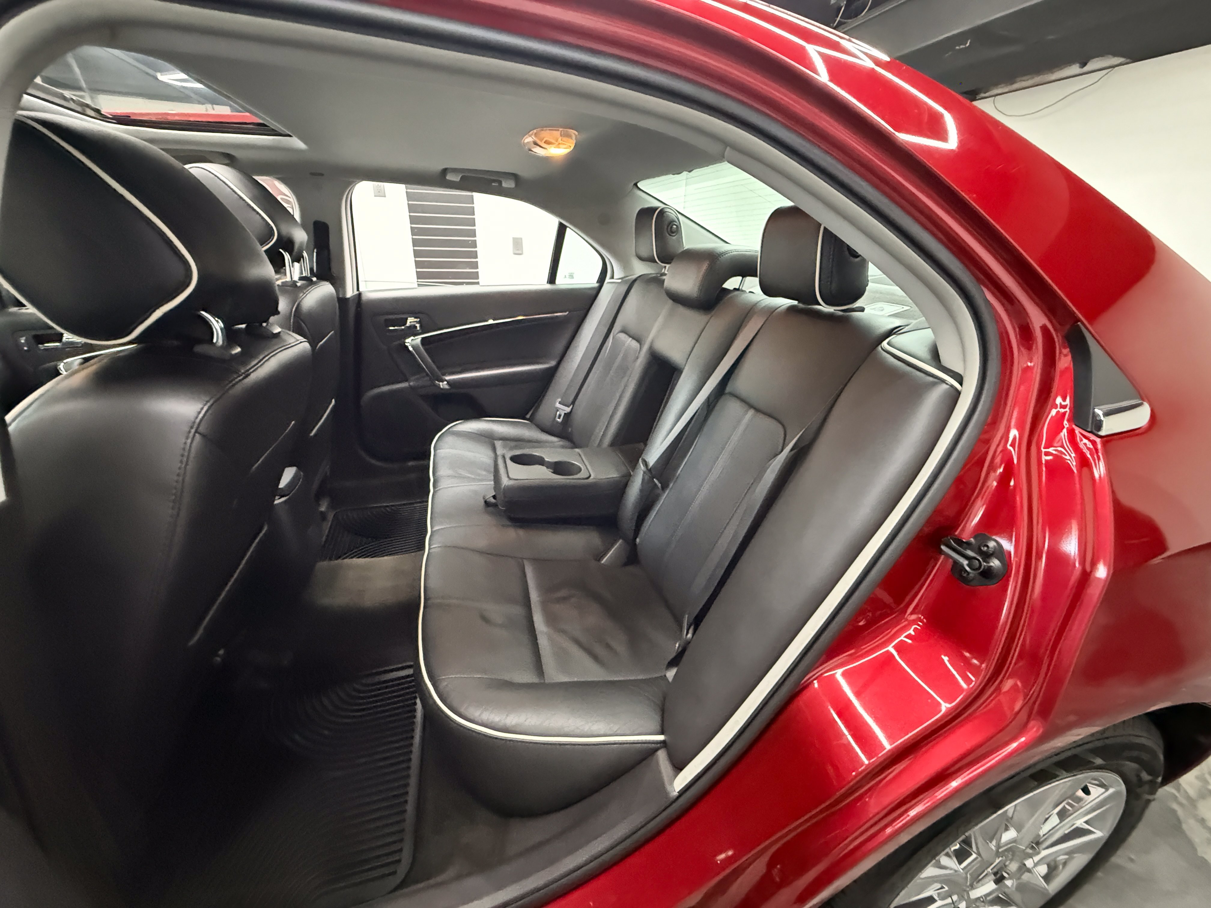 Used 2012 Lincoln MKZ AWD image 16