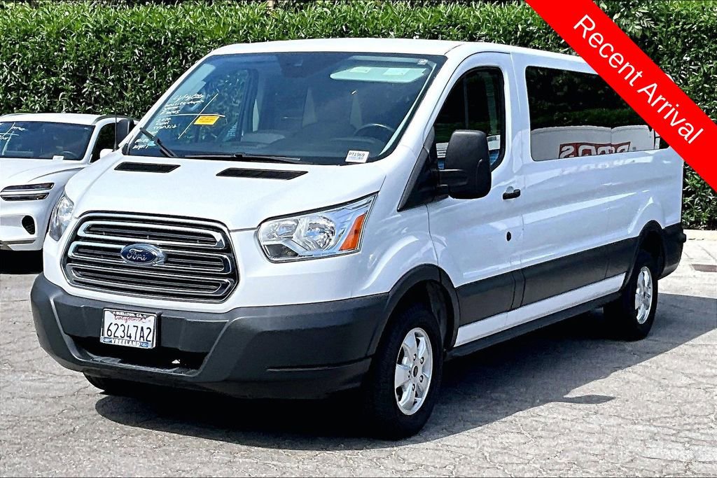 Used 2017 Ford Transit 350 XLT image 3