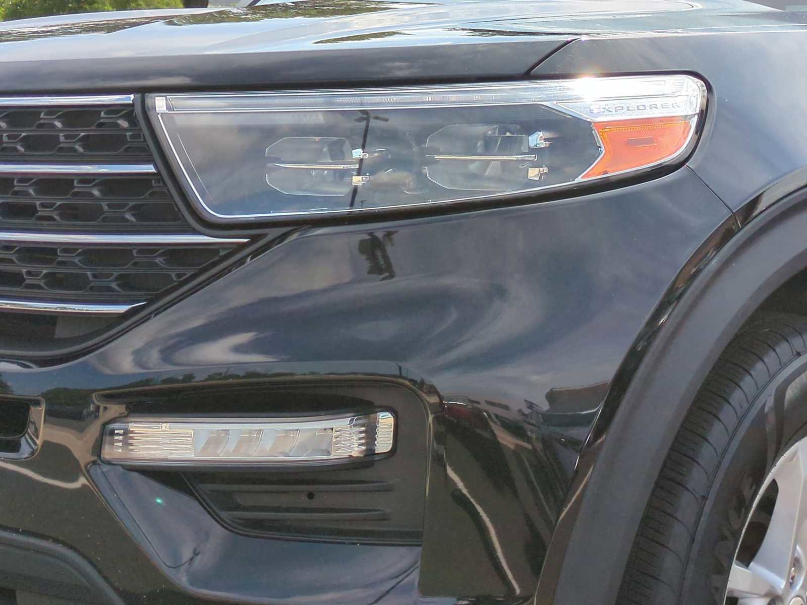 Used 2023 Ford Explorer XLT w/ Equipment Group 202A image 11