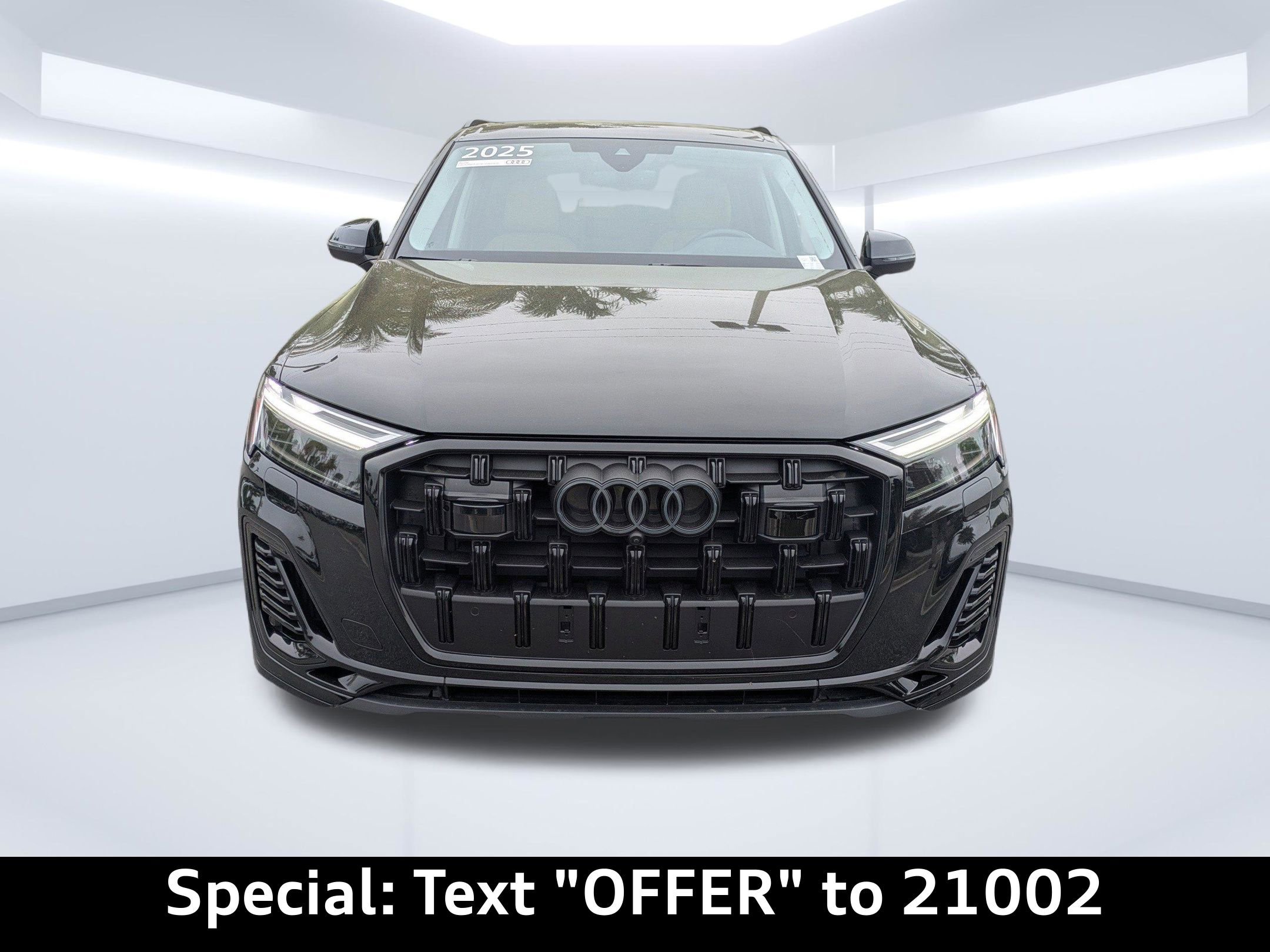 Certified 2025 Audi Q7 3.0T Premium Plus image 9