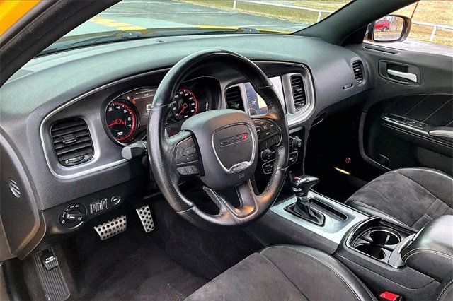 Used 2017 Dodge Charger R/T image 17