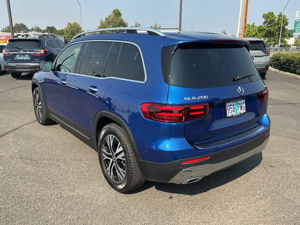 Certified 2024 Mercedes-Benz GLB 250 4MATIC image 11