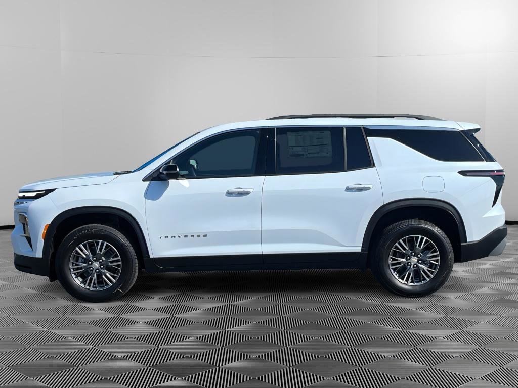 New 2026 Chevrolet Traverse LT image 2